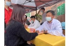 中医丁伟强：要传承雷锋精神 利用自身所长
